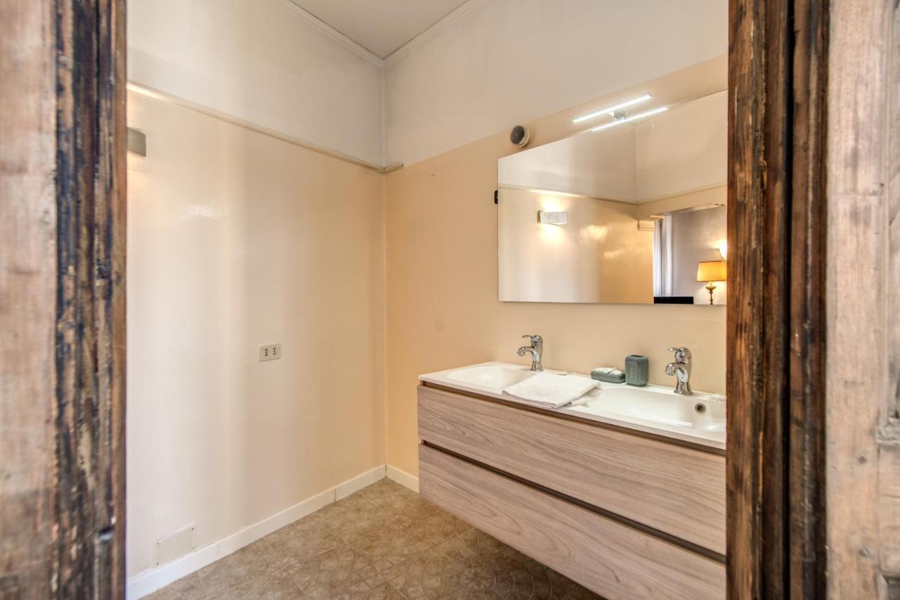 Colonna Suite - Rome Trastevere Bagian luar foto